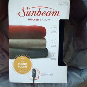Sunbeam Heated Throw navy blue